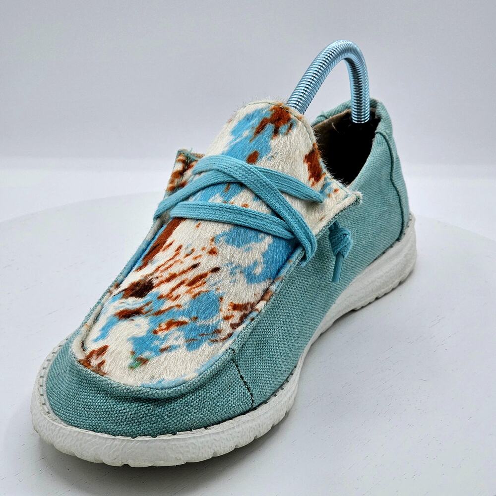 Tishomingo Turquoise Cow Slip On Canvas Shoes - Women's Sneakers Sz 9.5